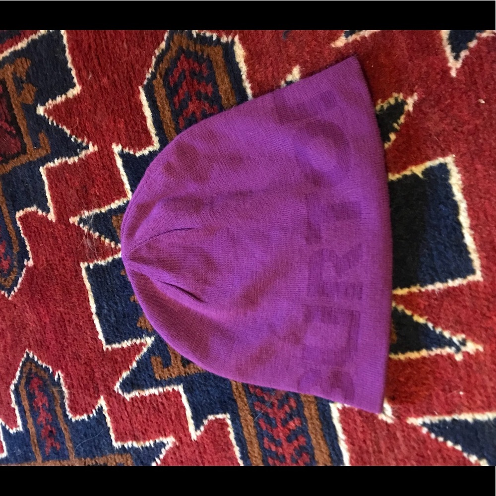 Burton ski hat